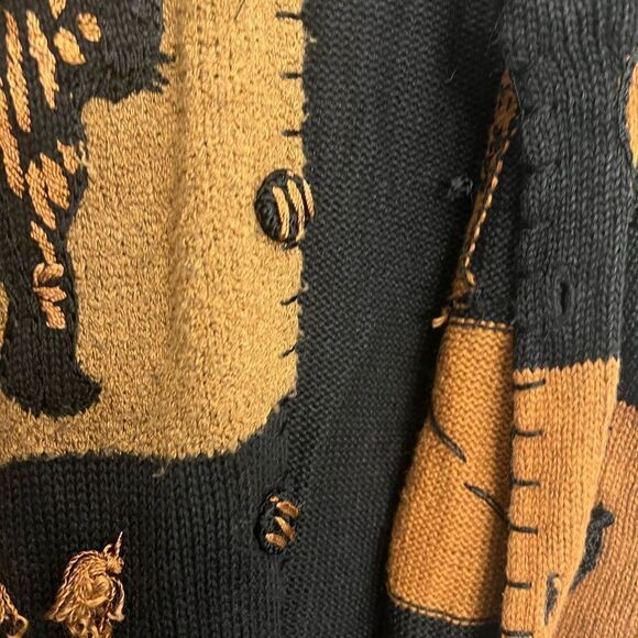 Vintage Victoria Harbour Jungle fringe sweater. Giraffe, zebra, elephant…animals - Picture 4 of 8